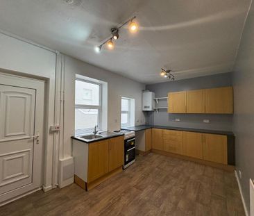 4 bedroom terraced house to rent - Photo 6