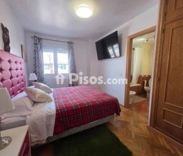Piso en alquiler en Barrio Universidad - Photo 3