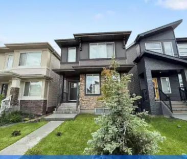 15661 18 Ave SW | 15661 18 Avenue Southwest, Edmonton - Photo 1