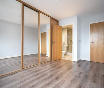 Swan Road, West Drayton, Middlesex, UB7 - Photo 3