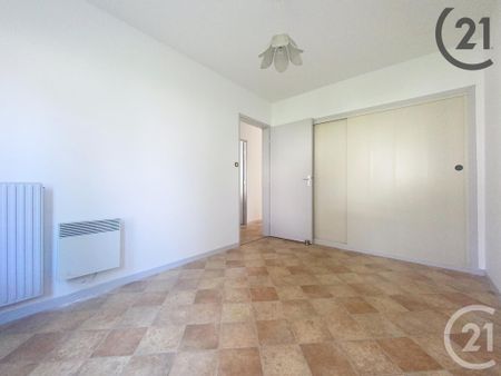 Location Appartement 3 pièces 67m² ST ANDRE LES VERGERS 10120 - Photo 4