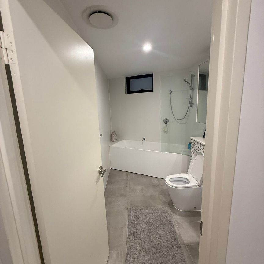 Wolli Creek - Photo 1