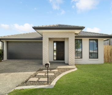 Spacious Family Home in the Heart of Ripley - Photo 5