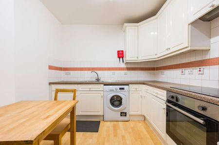 McAulay Court, Bow, E3 - Photo 4