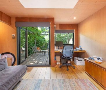 4 bedroom terraced house to rent - Photo 1