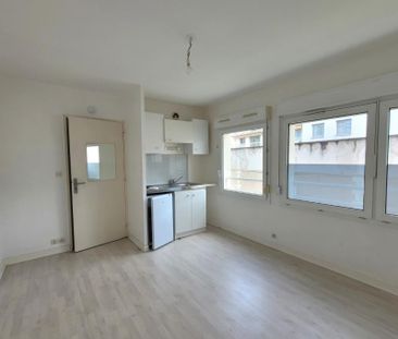 Location Appartement 1 pièce 20m² TOURS 37000 - Photo 5