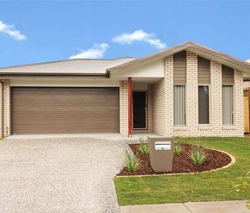 16 Dumaresq Street, Pacific Pines, QLD 4211 - Photo 4