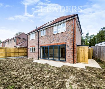 Maypole Road, Ashurst Wood, RH19 - Photo 3