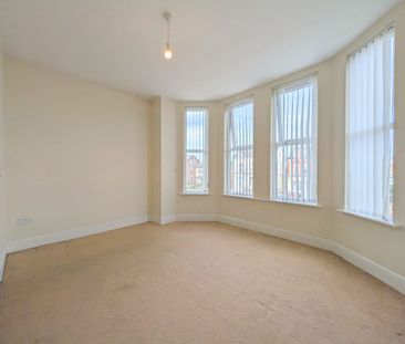 To Let – Knowsley Road, Southport – Two Bedroom First Floor Apt - Photo 2