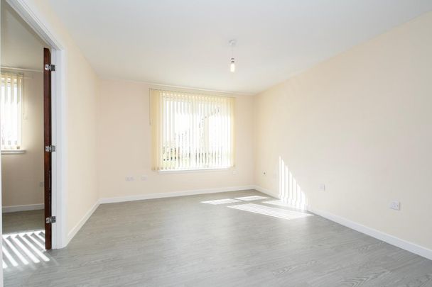 Two Bed, Unfurnished, Ground Floor Apartment which has been Modified for Wheelchair use - Photo 1