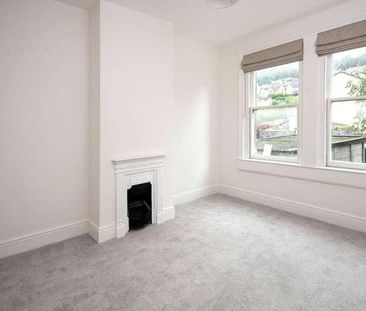 London Road, Bath, Somerset, BA1 - Photo 3