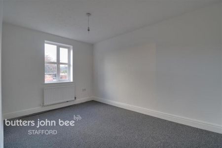 4 bedroom detached house to rent - Photo 3