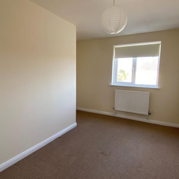 2 bedroom maisonette to rent - Photo 1
