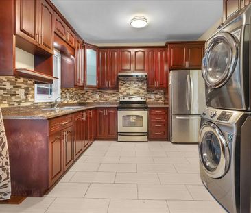 For Lease - 6581 Song Bird Crescent Unit# (Upper), Mississauga, Ont... - Photo 1