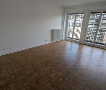 location Appartement T1 DE 30m² À PARIS 15 - Photo 1