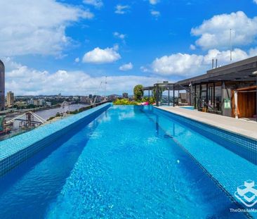 STUNNING CITY VIEWS FURNISHED APARTMENT IN SOUTH BRISBANES BEST LOC... - Photo 6