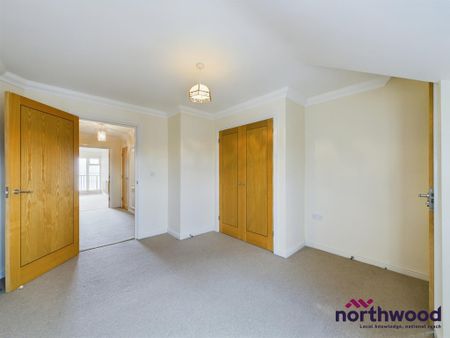 2 bedroom flat to rent - Photo 4