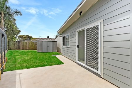 Brand New Modern Granny flat - Photo 2