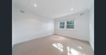 Effortless Living in Glorious Location - Photo 4