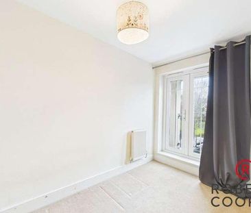 Coleridge Drive, Ruislip, HA4 - Photo 4