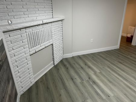 For Lease - 670 Emerson Court Unit# Basement, Oshawa, Ontario - Photo 5