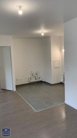 Location Appartement 2 pièces 45m² DEVILLE LES ROUEN 76250 - Photo 4