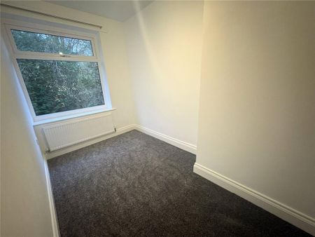 2 bedroom semi-detached house to rent - Photo 3