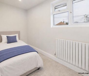 3 bedroom semi-detached house to rent - Photo 3