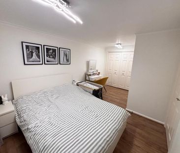 3 bedroom detached house to rent - Photo 4