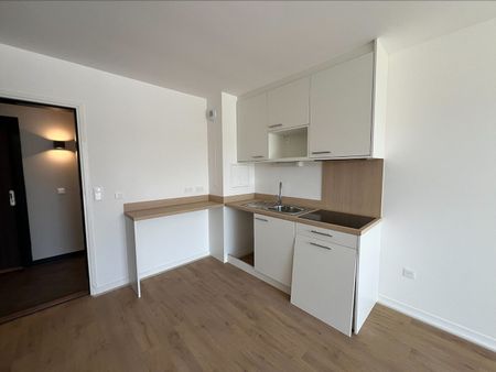 Location Appartement 2 pièces 39m² - Photo 2