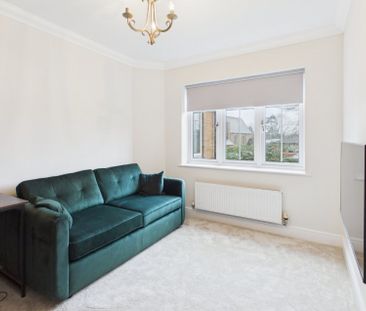 Oval Way, Gerrards Cross, Buckinghamshire,SL9 - Photo 2