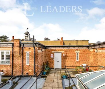 House to rent - Photo 5