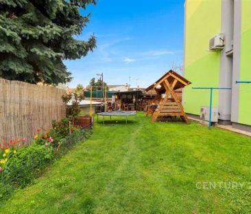 Byt 1+kk k pronájmu v cihlovém domě se zahradou, Český Brod - Fotografie 3