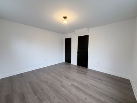 For Lease - 184 Ottawa Street Unit# Upper, Hamilton, Ontario - Photo 2