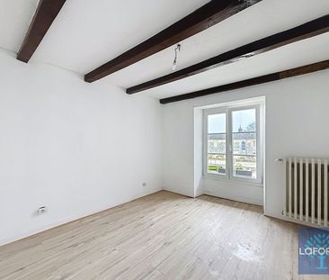 House - Photo 2