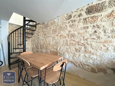 Location Maison 2 pièces 37m² PUYLAROQUE 82240 - Photo 2