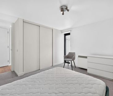 2 bedroom flat to rent - Photo 6