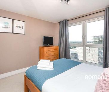 Alencon Link, Basingstoke, Hampshire, RG21 - Photo 2