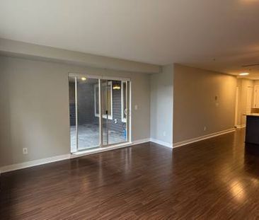 2 BEDROOM + DEN - WALNUT GROVE - Photo 2