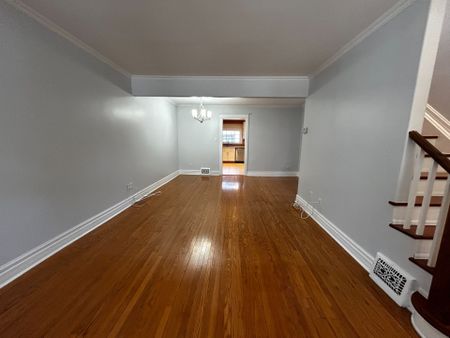 For Lease - 129 Kenwood Avenue, Toronto, Ontario - Photo 2