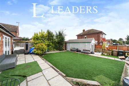 6 bedroom property to rent Black Swan Lane, Luton, Bedfordshire, LU3 - Photo 5