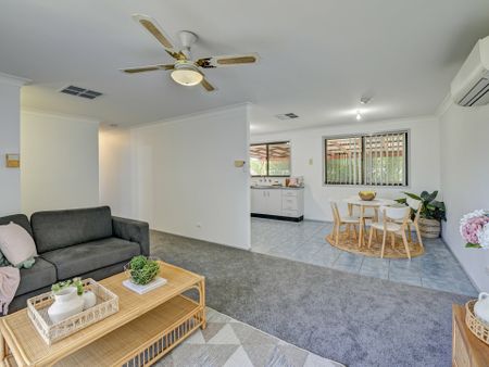 Welcoming Family Home in a Convenient Location - Photo 4