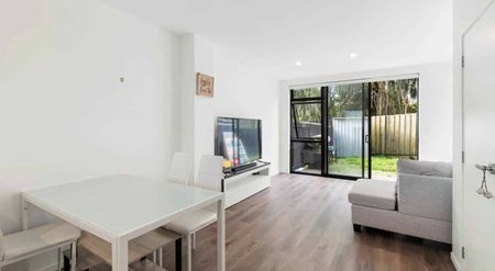 PAPATOETOE, 2 Bedrooms - Photo 2