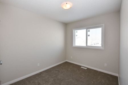 36 Legacy Glen Street SE, Calgary - Photo 4