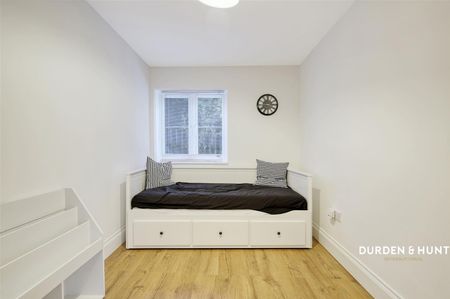 Hamlet Hill, Roydon - Photo 5