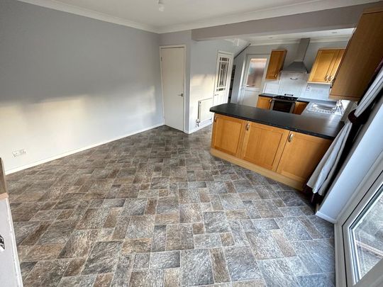 3 bedroom house to rent - Photo 1