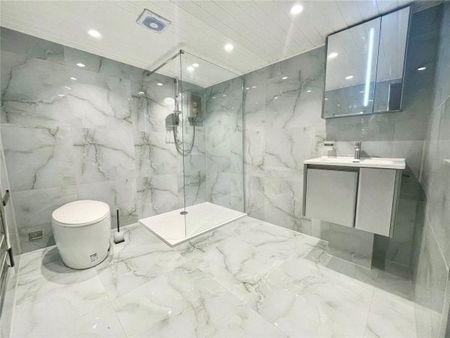 Great Avenham Street, Preston - Photo 5