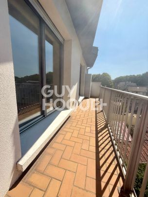 Location Appartement 5 pièces 101m² - Photo 1