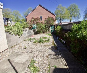 2 bedroom terraced house to rent - Photo 4