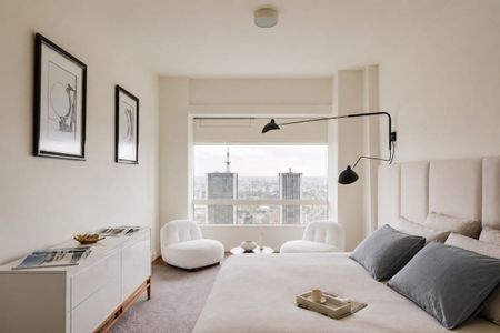 Złota 44 | High Floor Apartment with Skyline View 117.4 m² - Zdjęcie 3